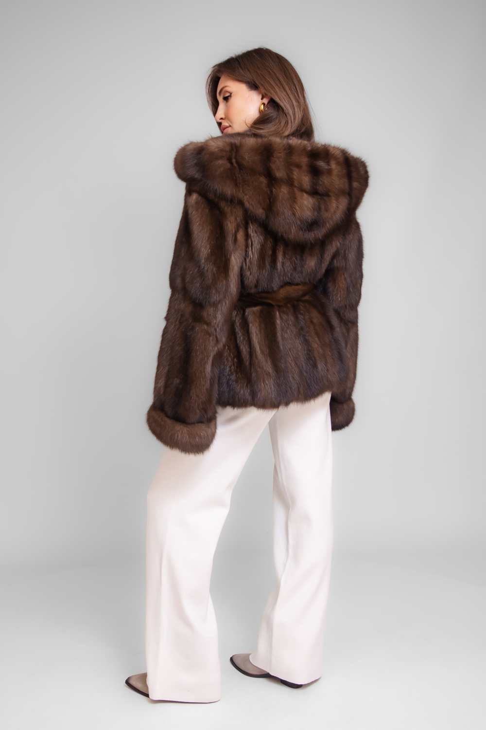 Коричневая соболиная шуба Lama c капюшоном